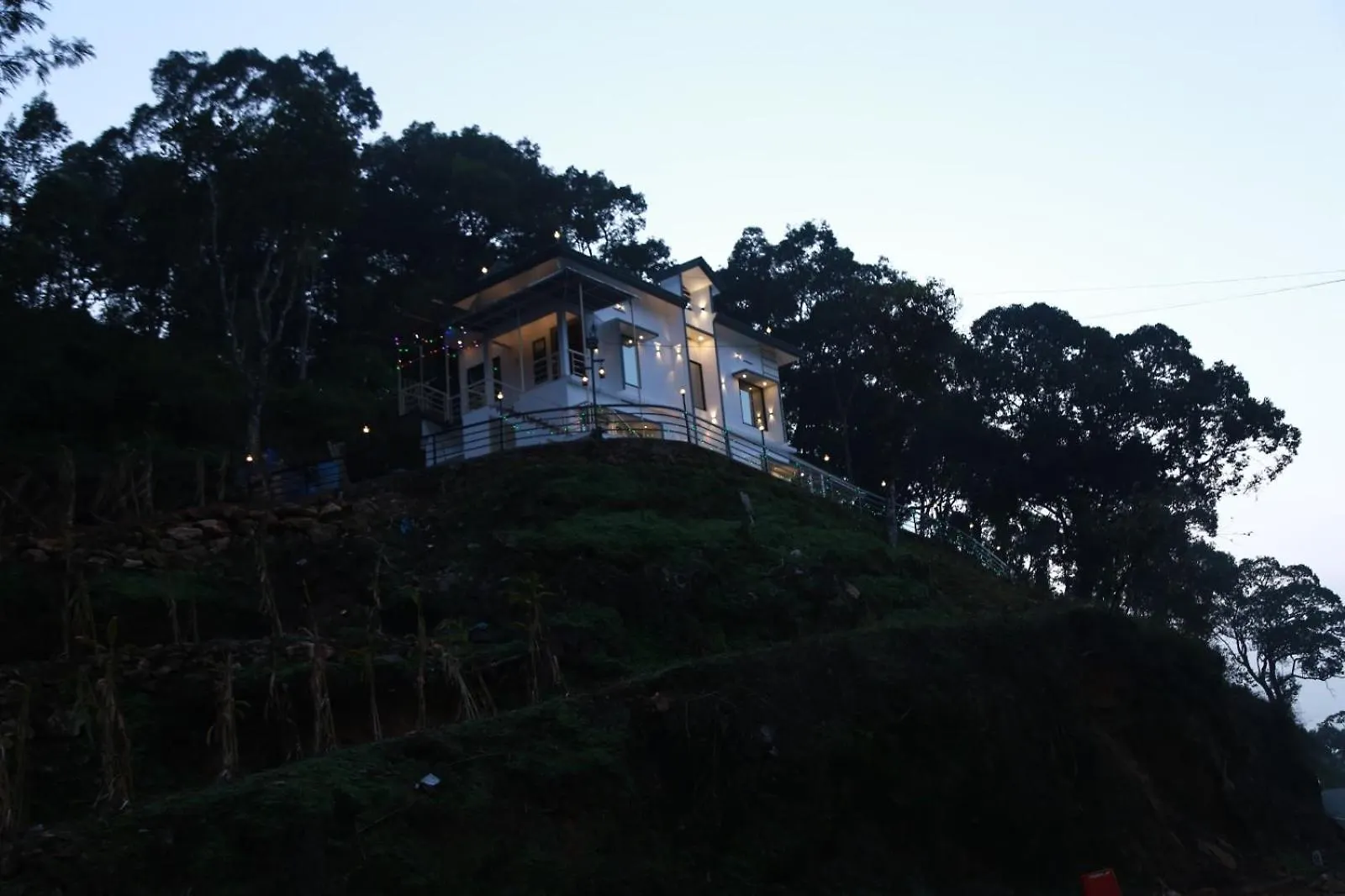 Lush Green-Homestay Pooppara 0*,